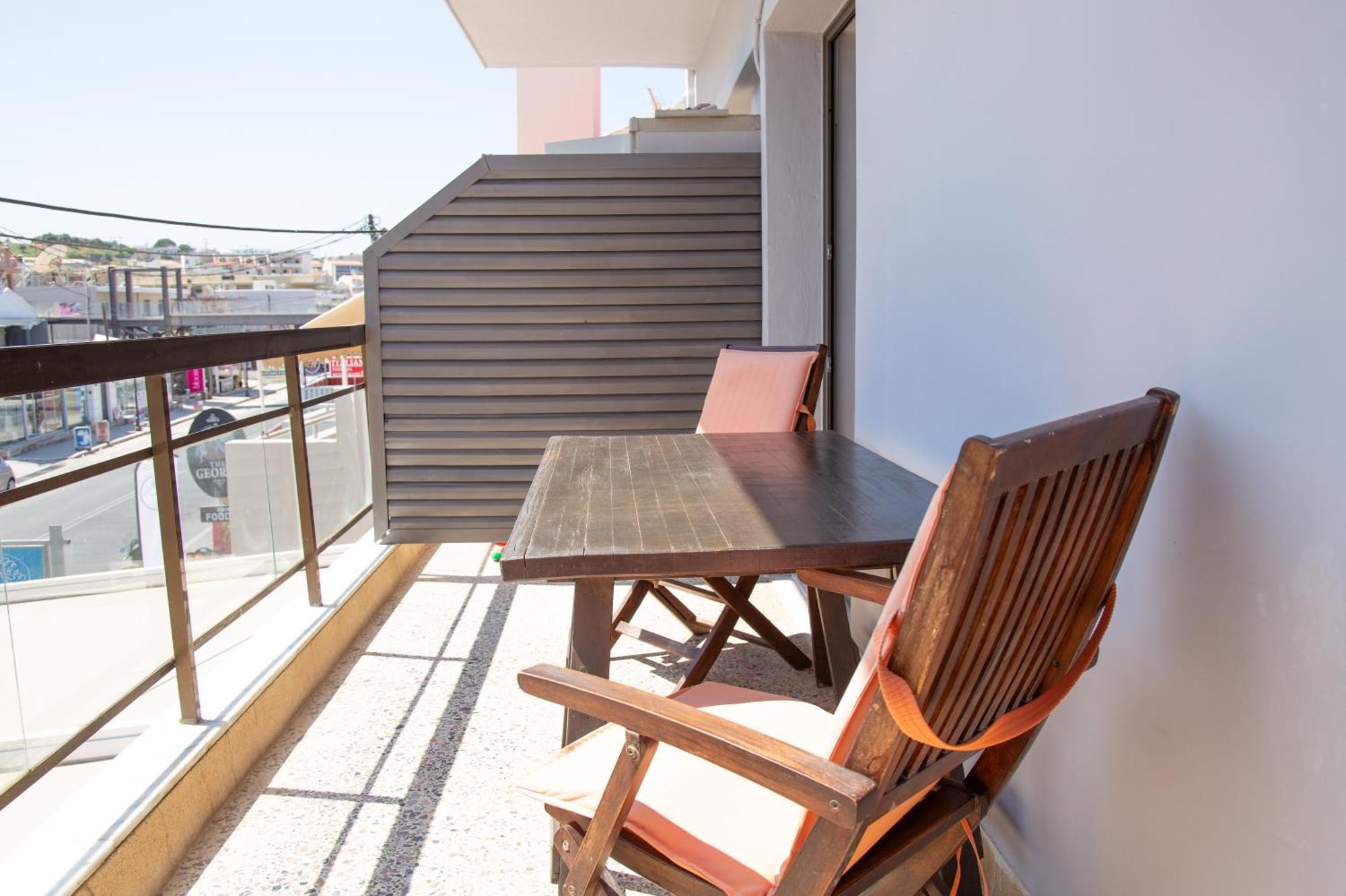 Nefeli Rooms Agia Marina  Exterior photo